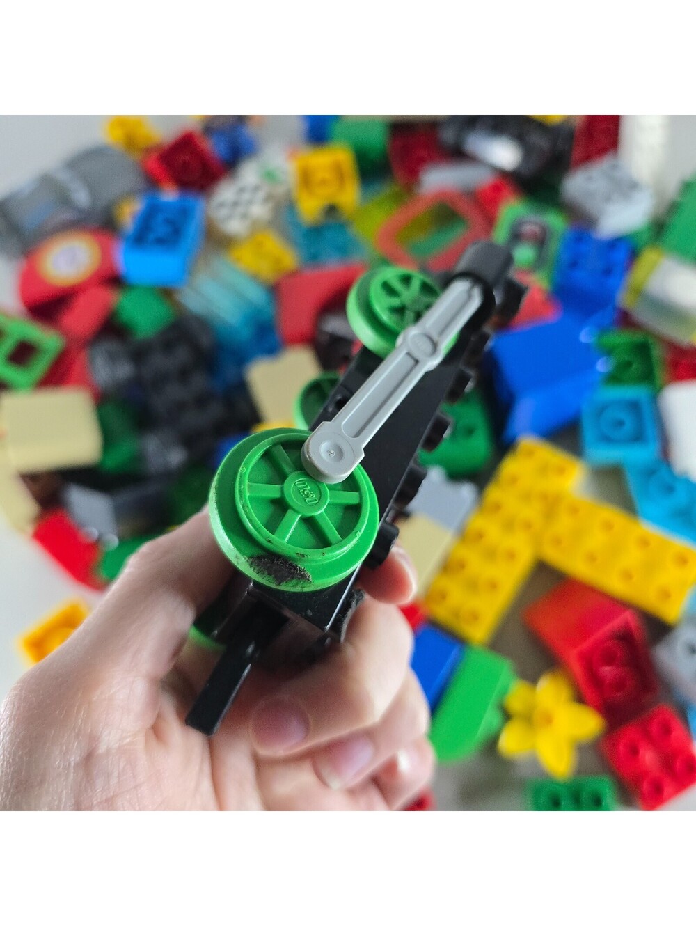 Lot of Lego Duplo with Car Pieces Traffic Legoland and More - Picture 8 of 14